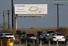 pandora bracelet stretching